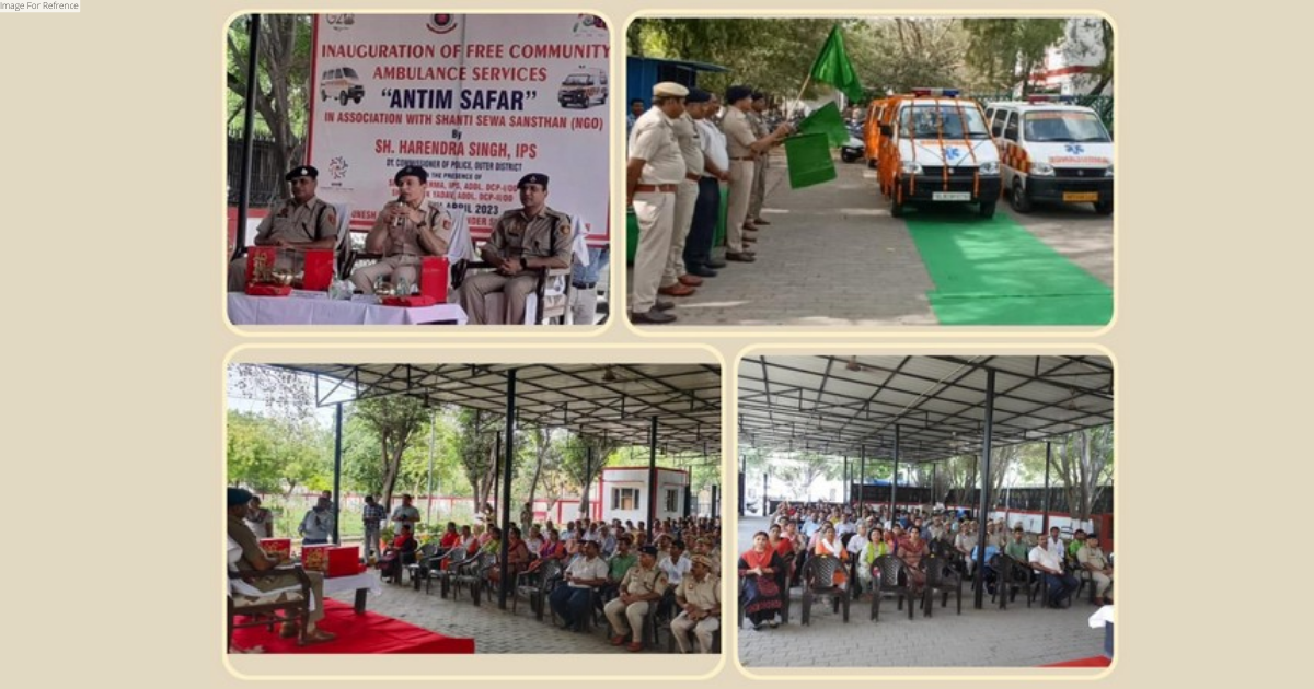 Delhi Police flags off ambulances for free transportation of bodies to mortuary